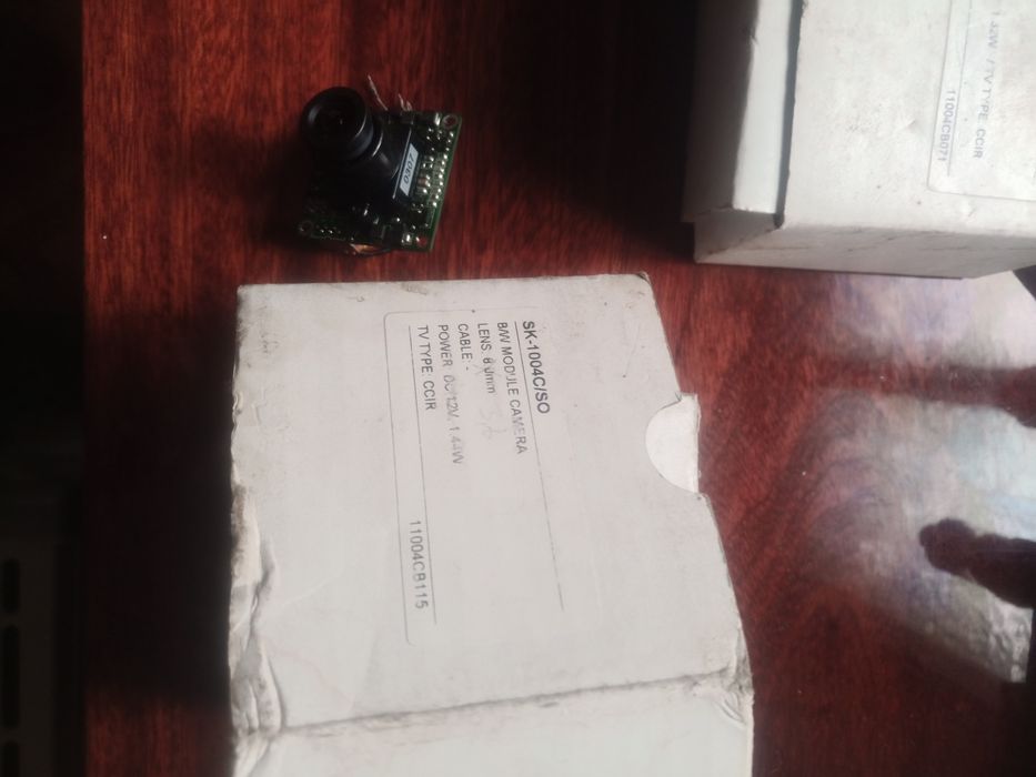 Продаю 2 камеры 12 В