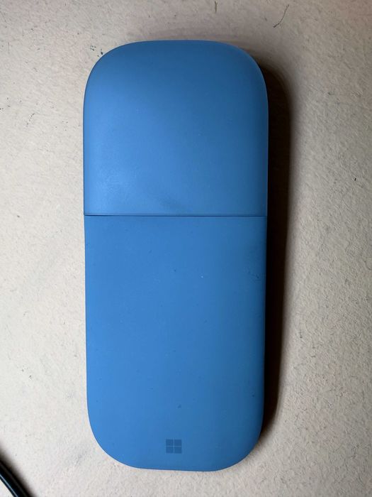 Microsoft Surface Arc Mouse