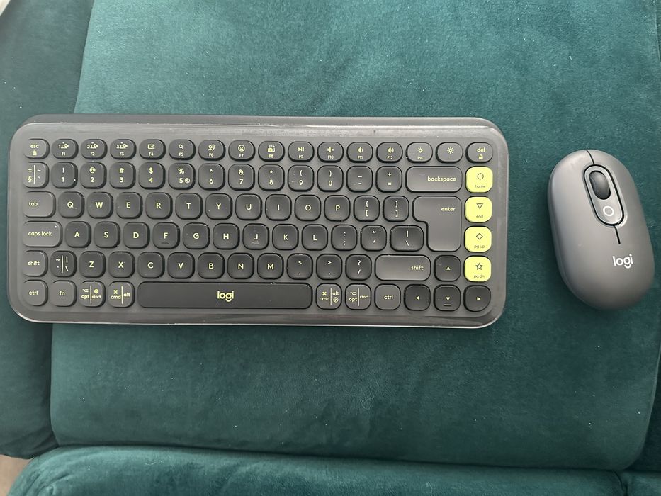 Klawiatura + mysz Logitech POP Icon Combo grafitowo-zielone