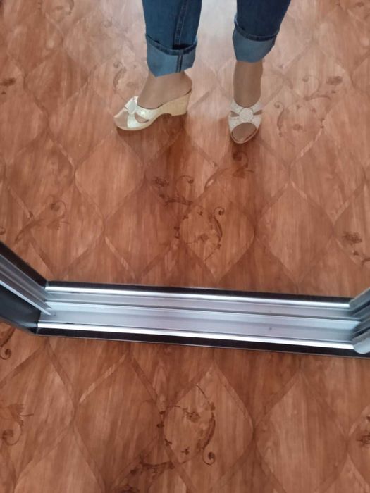 Шлепанцы бежевые