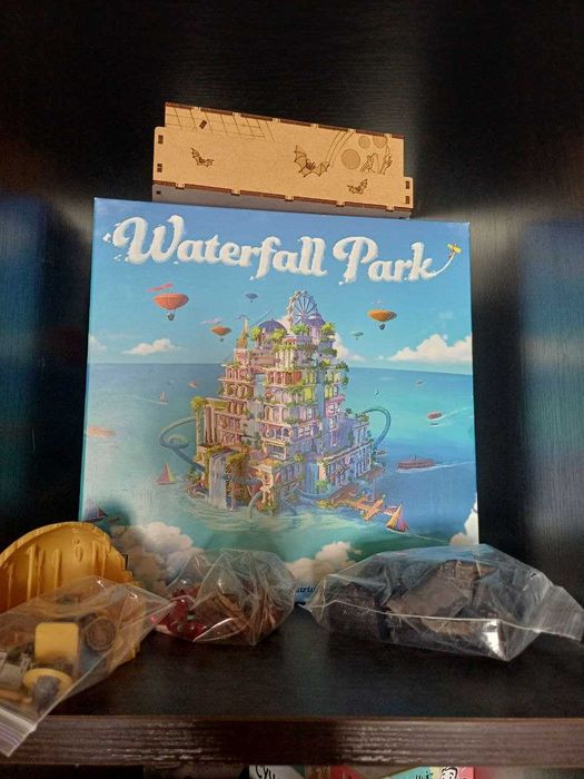 Настолки з власної колекції і аксесуари для фарбування і пазли