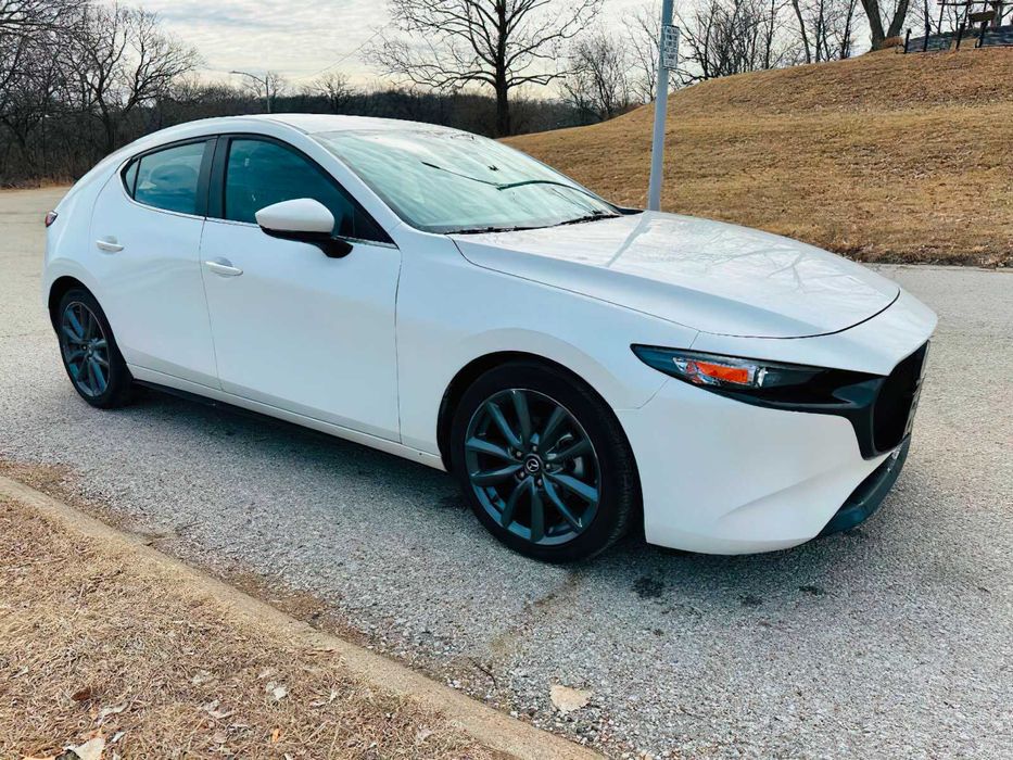 Mazda 3 Preferred      2019