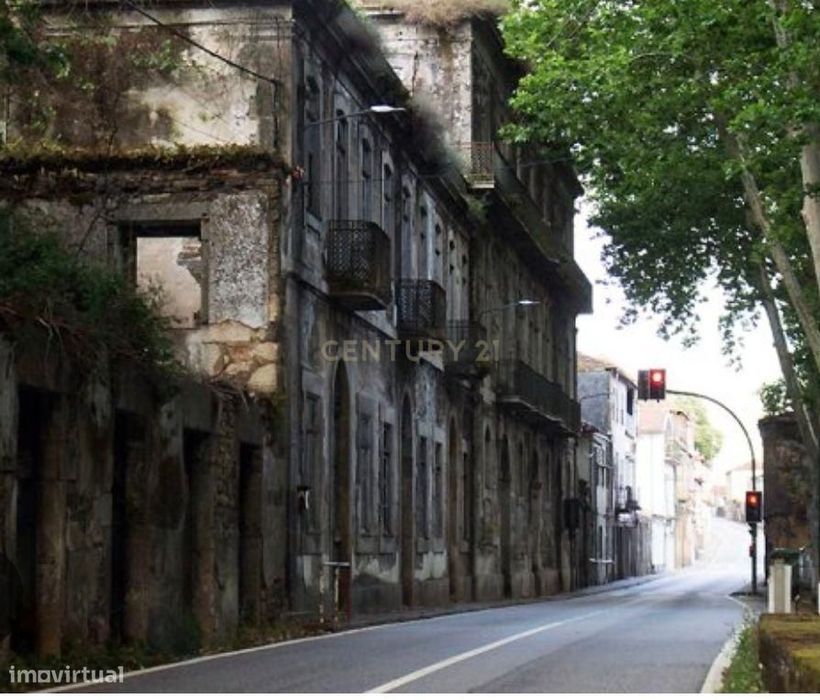Propriedade de origem secular no Alto Douro Vinhateiro (UNESCO), junto — Oliveira, Vila Real