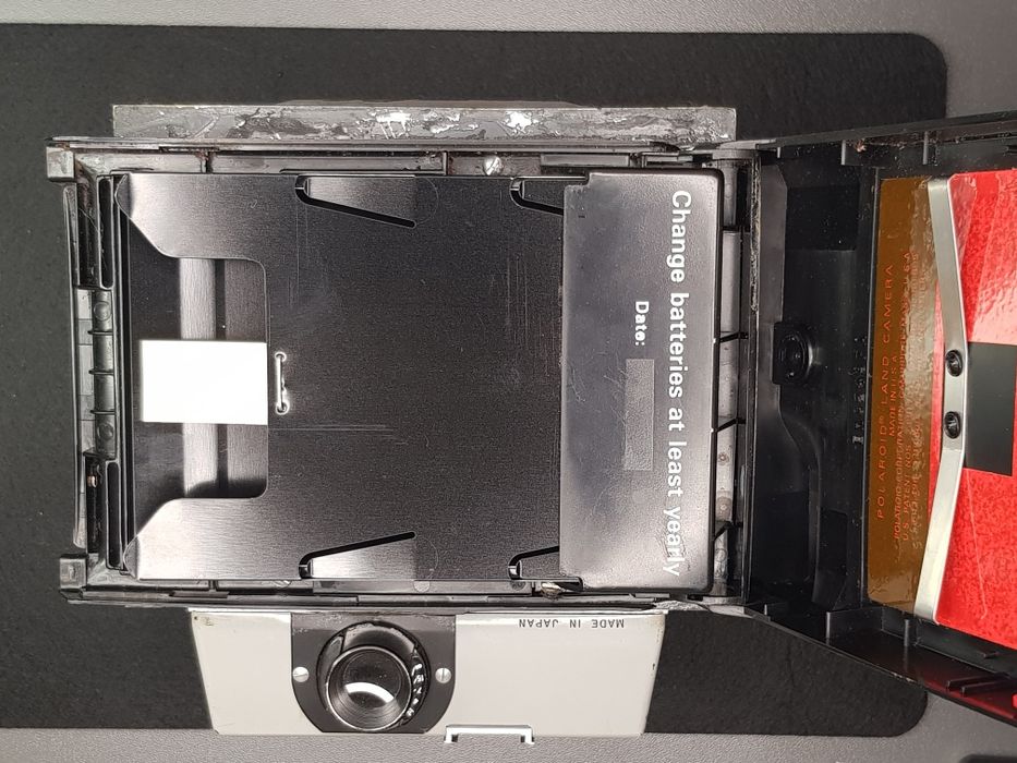 Mamiya Press з задником Polaroid 600