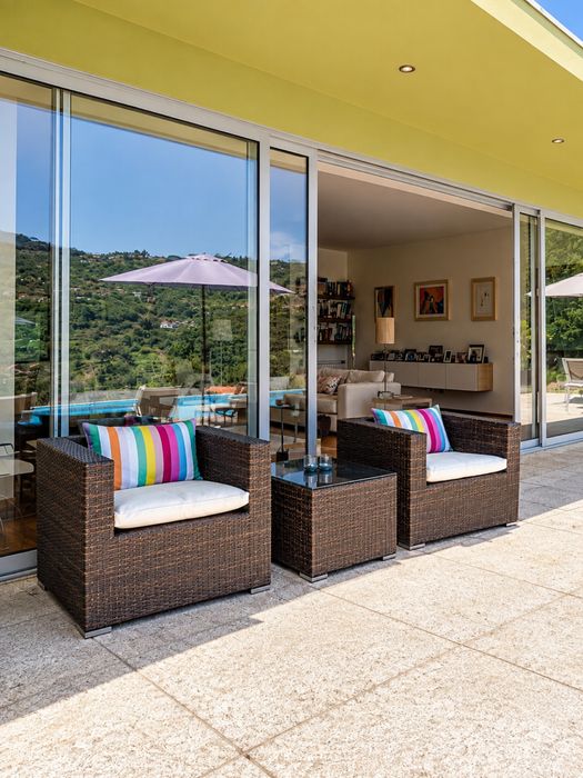 Conjunto de 2 Sofás + Mesa de Centro em Vime Castanho