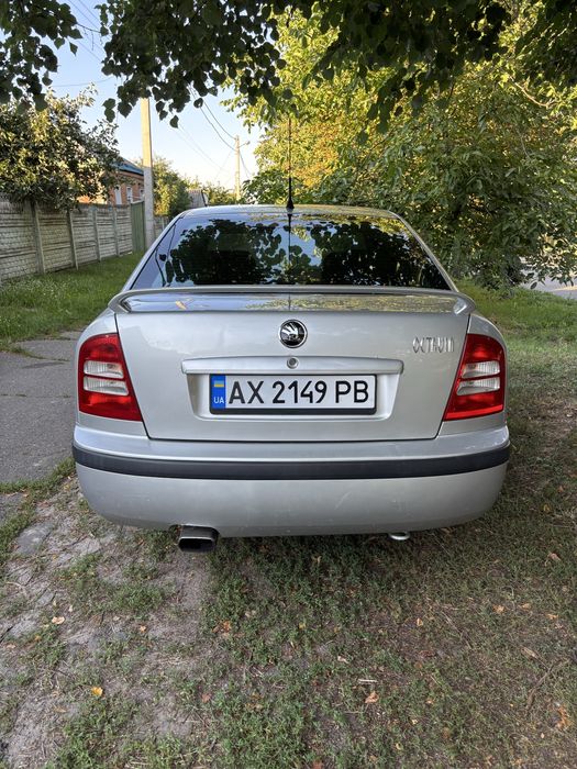 Продам Skoda Octavia 1.8 AGU