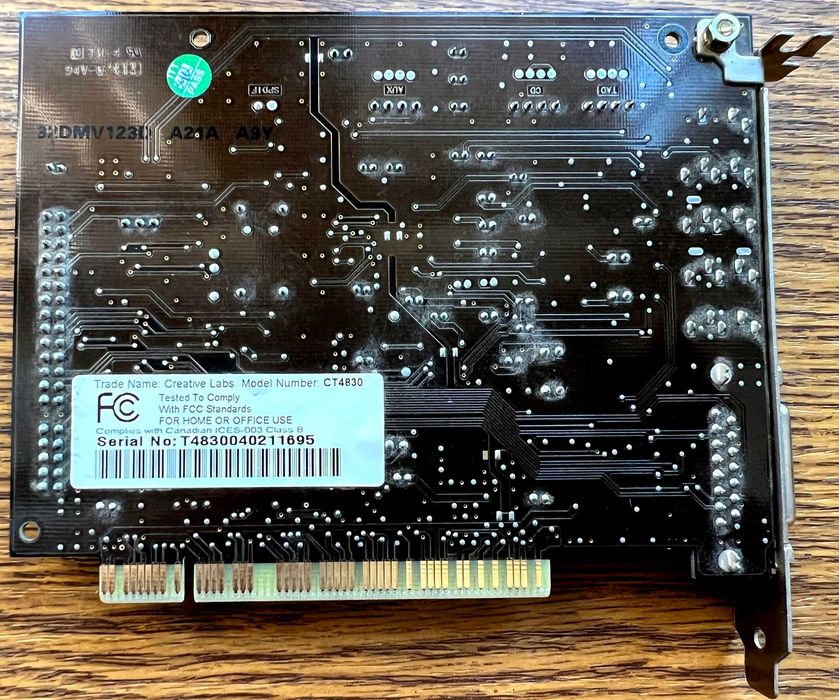 Карта Creative SB Live CT 4830 Прокачай cвій Звук!