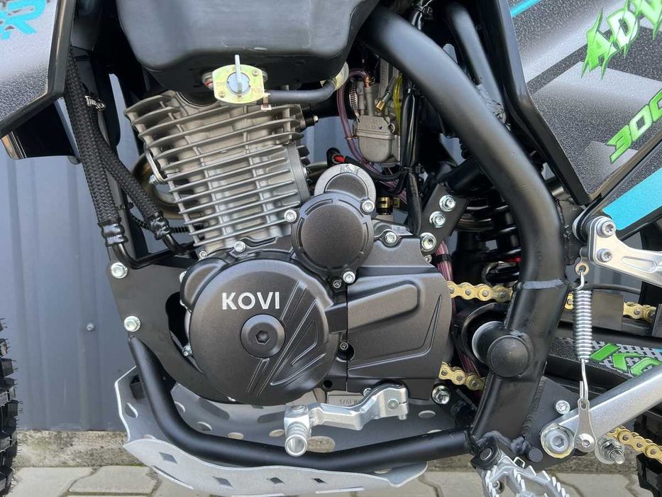 Акція весняні знижки !!! мотоцикл KOVI 300 ADVANCE F R