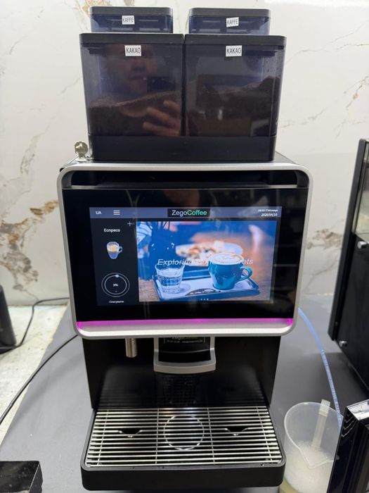 Кавомашина Dr Coffee F2 Plus + холодильник