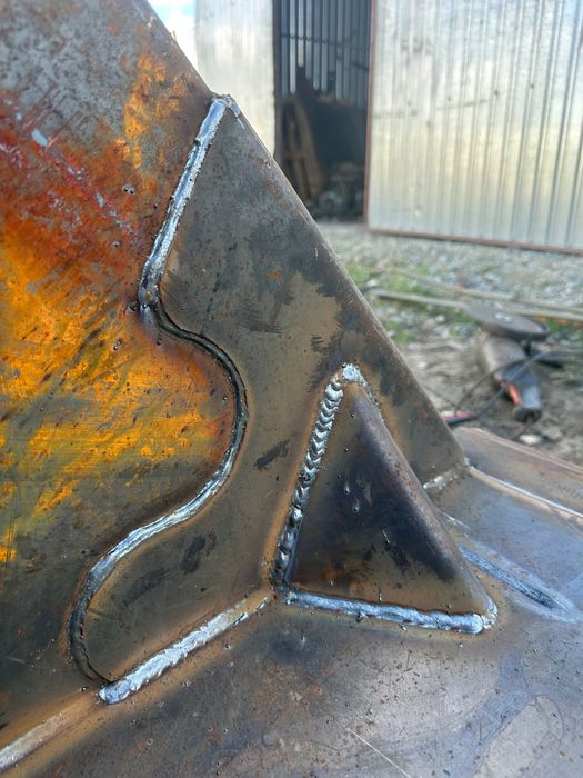 Ковші для JCB, Manitou | Виготовлення та ремонт під замовлення