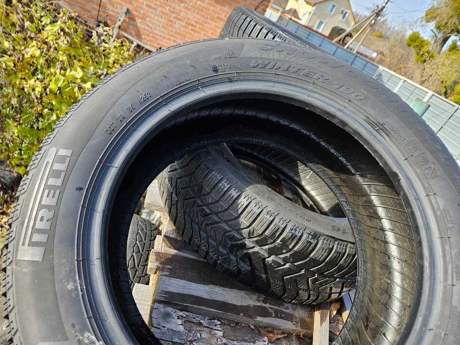 Шини Pirelli Winter Snowcontrol 205/55 R16 91H