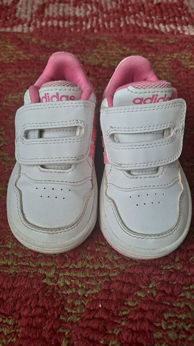 Кросівки для дівчинки Аdidas 22р.