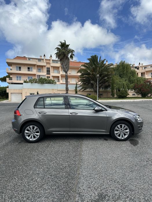 Volkswagen Golf 1.6 TDI Bluemotion