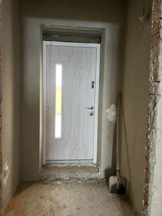 Преміум- локація під Києвом: будинок в КМ біля озера та пляжу