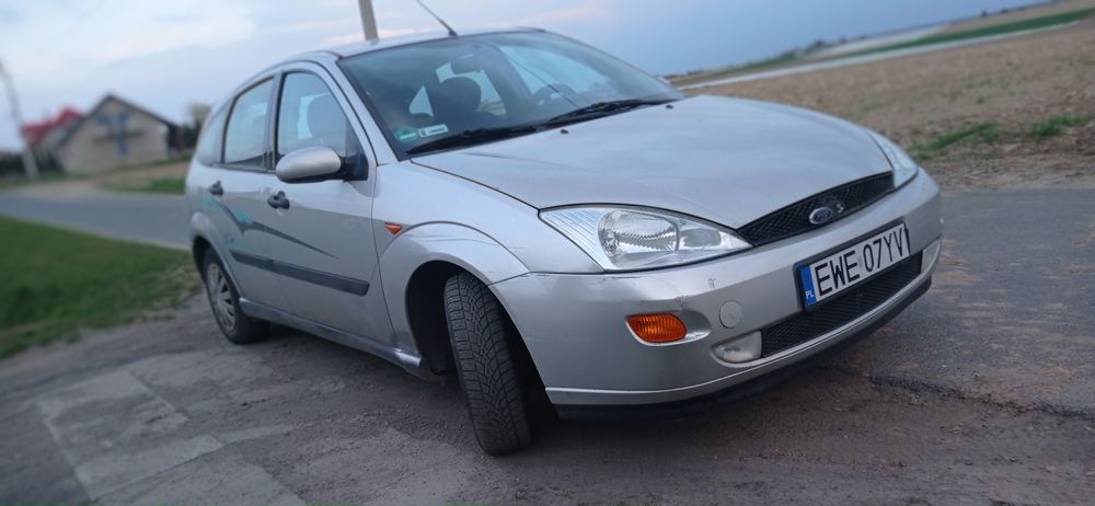 Ford Focus 1 hatchback 5d benzyna 1.6 LPG ! dłuie opłaty !