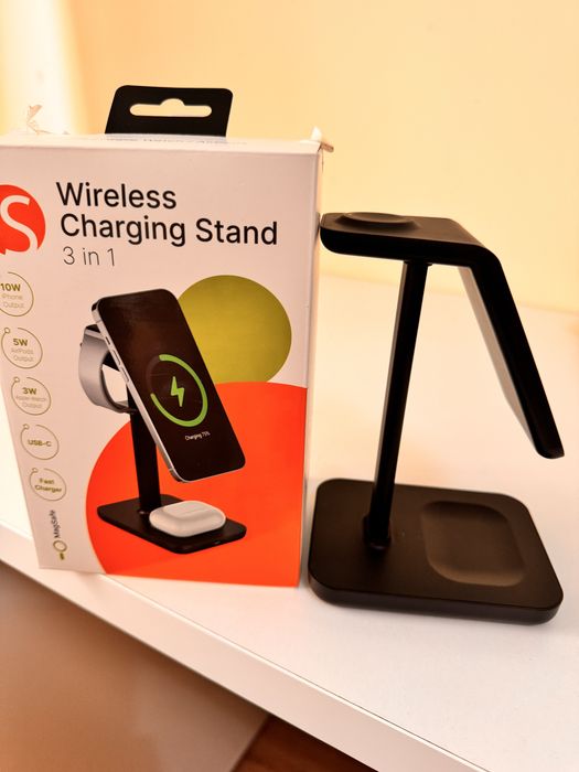 Wireless charging stand