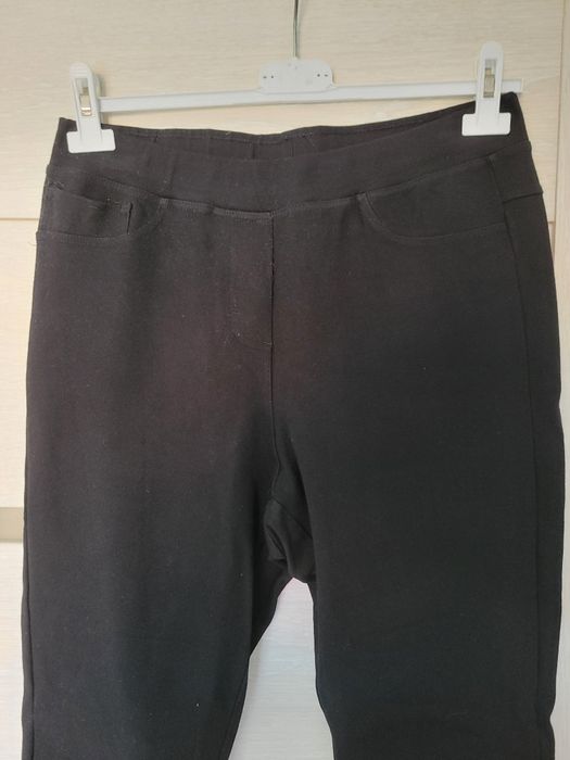 L 30 Base Level curvy spodnie damskie czarne z wysokim stanem wiskoza