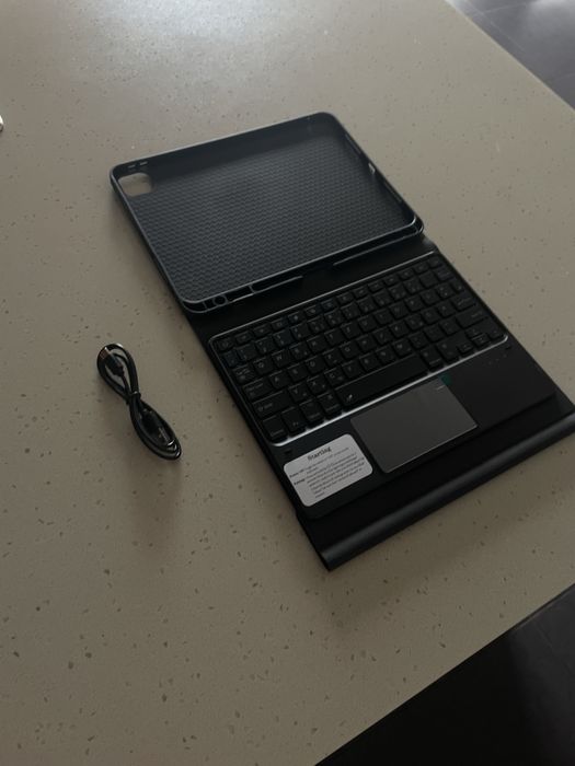 Capa para ipad com teclado