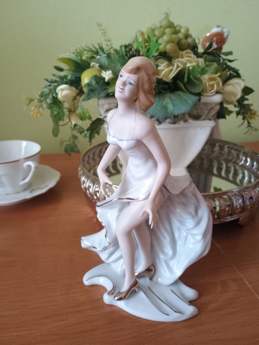 Figurka porcelanowa kolekcjonerska