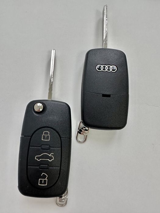 Корпус викидного ключа Audi викидний ключ Ауді аыкидной ключ Ауди