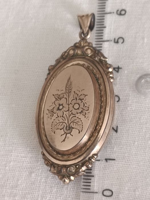 Локет, медальон антикварный.Золото дубле.30 годы