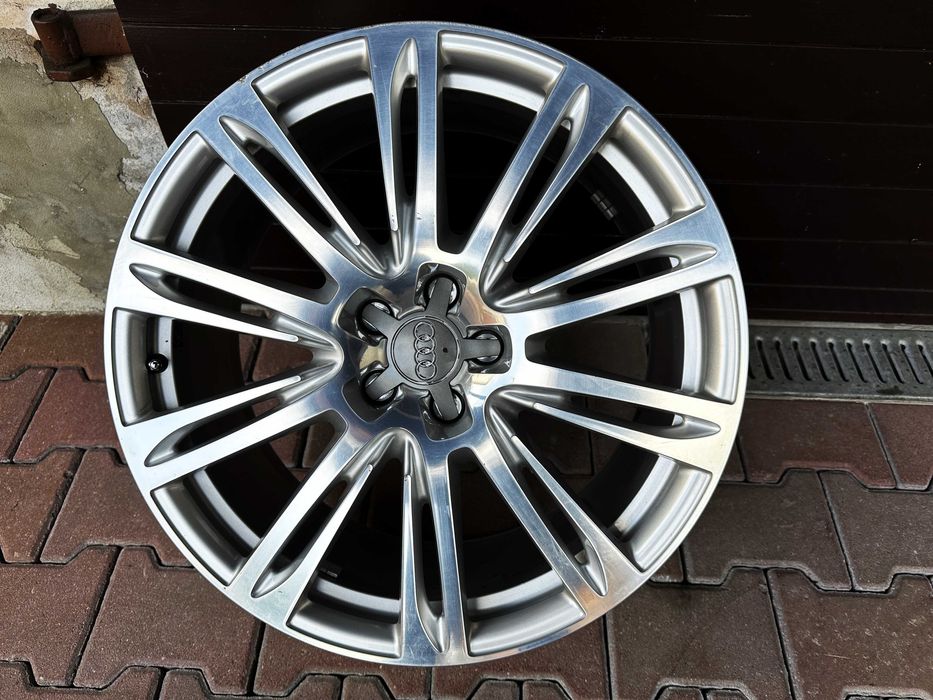 Felga aluminiowa AUDI 20 Cali ( ORYGINAŁ IDEALNA )