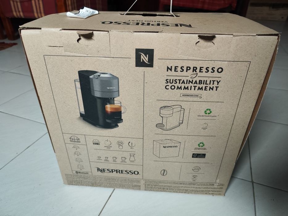 Vendo máquina de café Nespresso Vertuo Next