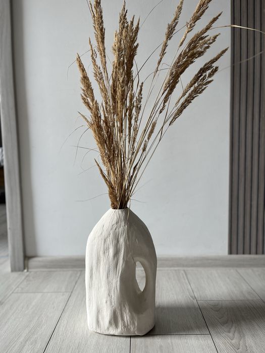 Ręcznie robiony wazon gipsowy + trawa gratis