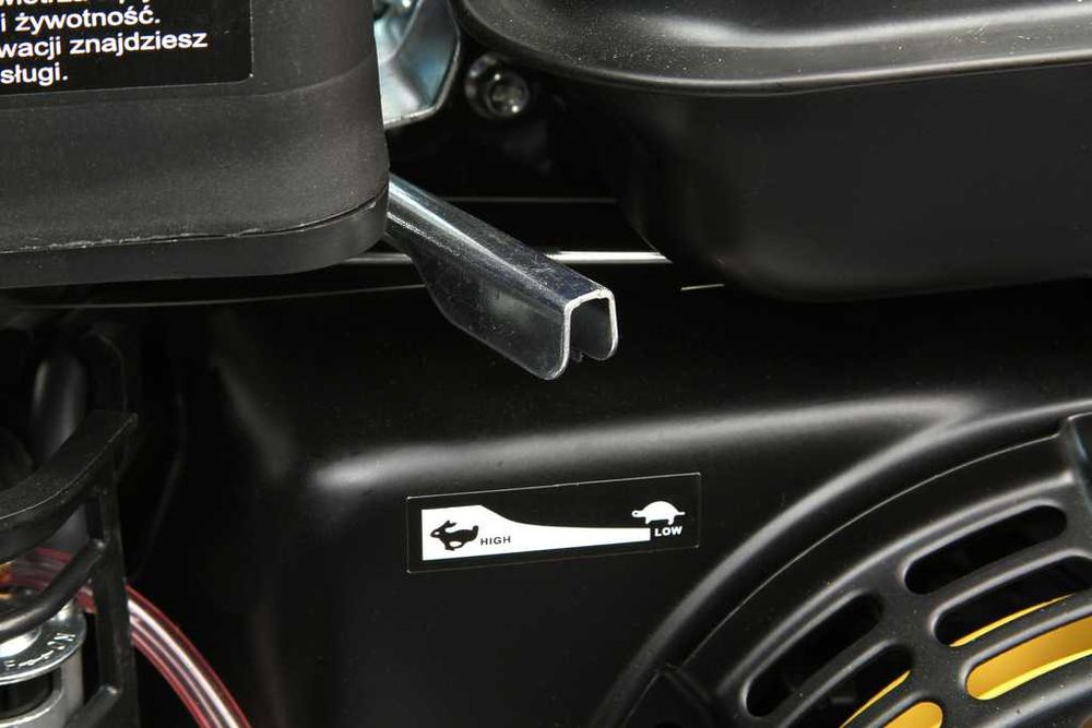 Zagęszczarka płytowa spalinowa UBIJAK MP-110