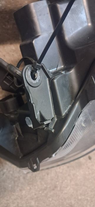 lampa lewa suzuki vitara