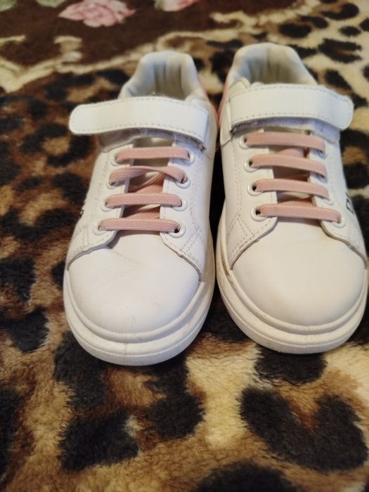 Кросівки для дівчинки