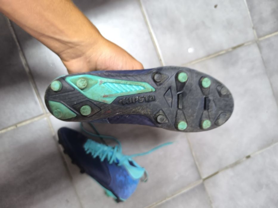 Chuteiras kipsta número 36