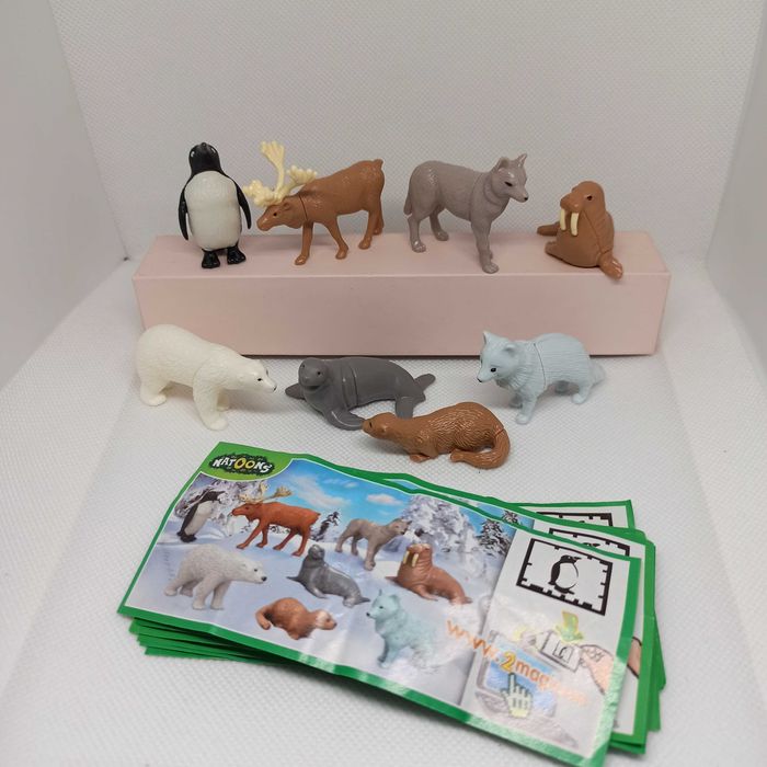 Тварини, дитинчата, фігурки Кіндер Натунс