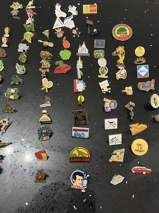 97 pins varios colecao