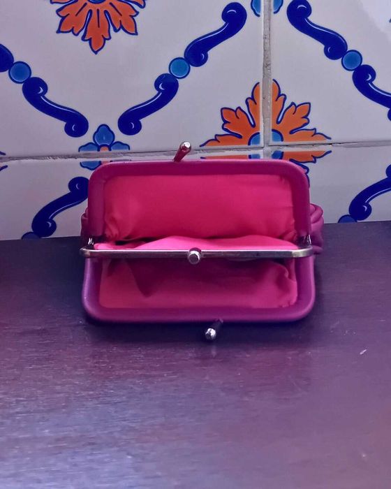 Carteira em pele PU roxa