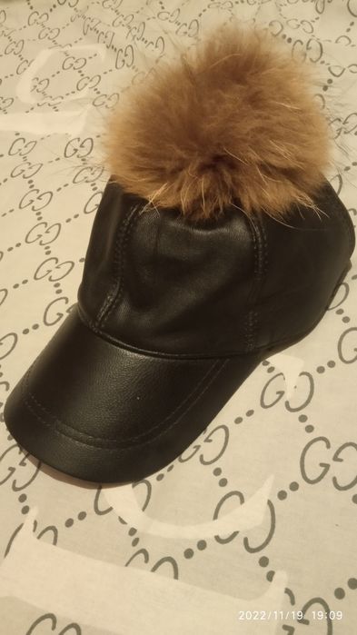 Кепка. Шкіряна кепка.