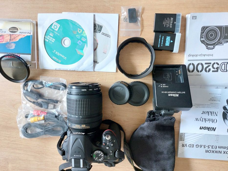 Lustrzanka Nikon D5200  18-105 VR