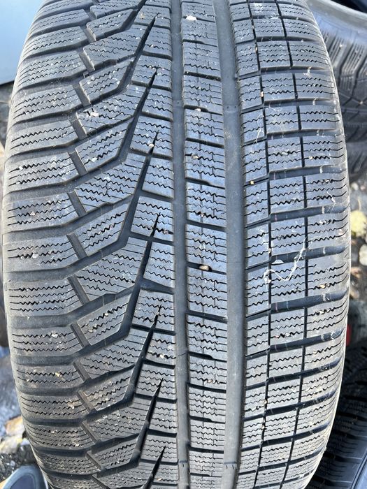 Зимові шини резина 285/45 r21 hankook