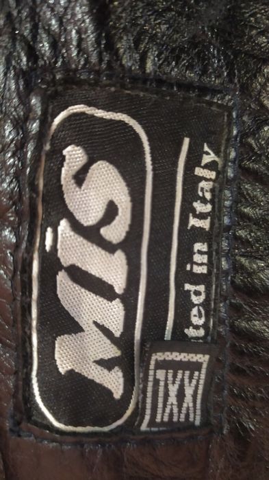 Шкіряна чорна  коричнева