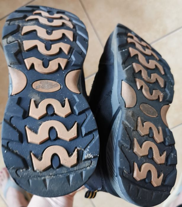 Botki chłopięce ocieplane Badoxx r 40