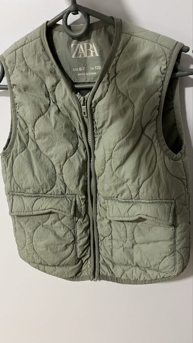 Дитяча жилетка zara
