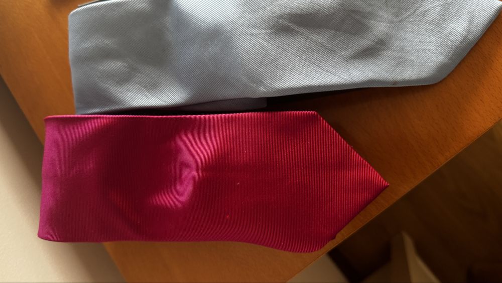 Gravata BOSS variadas