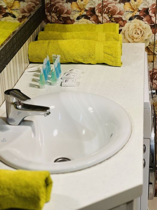 Подобово!Квартира в центрі міста.