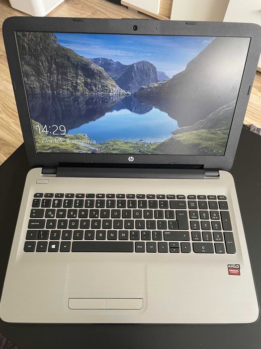 Laptop HP 15-BA0009NT AMD A87410 8GB 128 GB SSD Radeon R5 15.6'' Windows 10