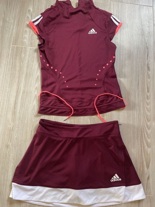 Тенисный костюм adidas 36 р