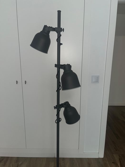 Candeeiro preto ikea