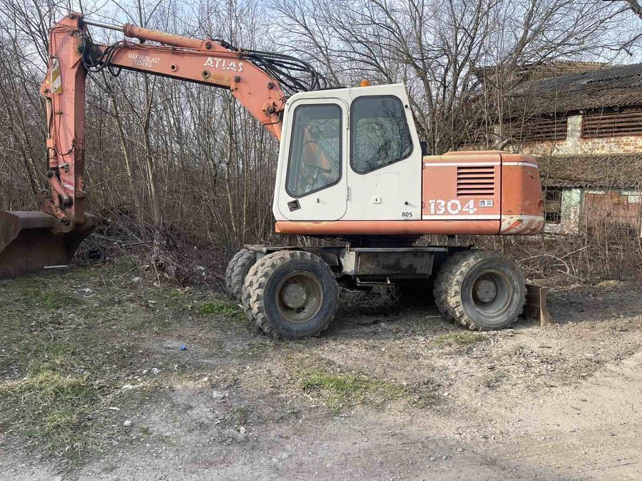 Продаж Атлас 1304, 1998 рік Ескаватор
Екскаватор технічно готовий до робіт 
Ціна 12500$