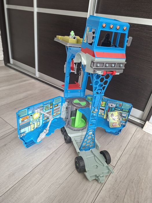 Samochód Ben 10 Gruchot