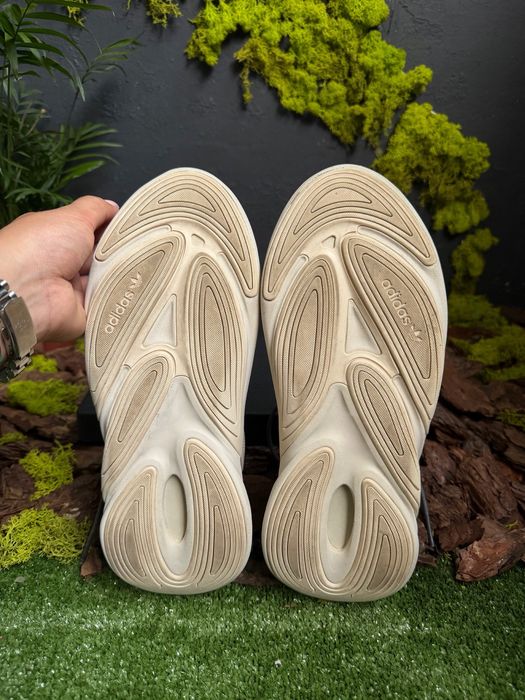 Оригінальні кросівки Adidas Ozelia Wonder White Grey / 38 розмір