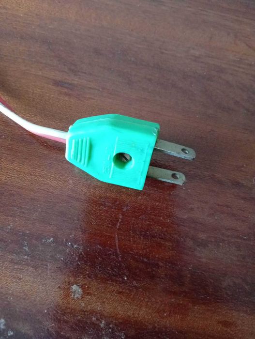Negatoscópio antigo a funcionar (Comprimento: 61,5; largura: 36; profundidade: 10,5 cm)